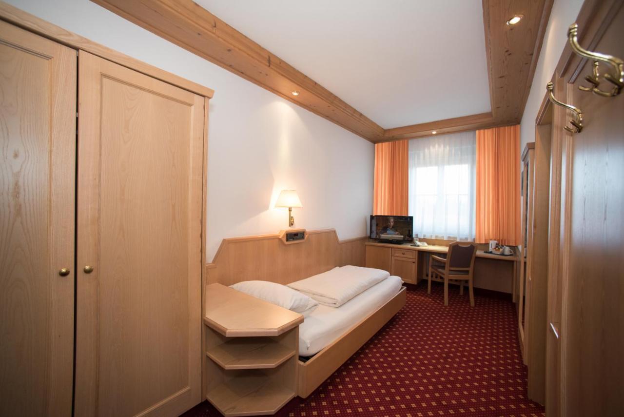 Hotel Und Gasthof Soller Ismaning Extérieur photo